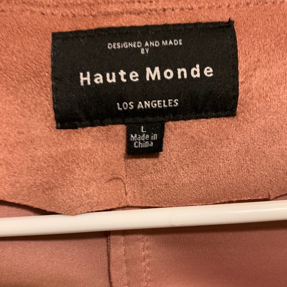 Jacket - Picture 3 of 4